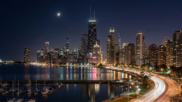 Chicago, Illinois skyline at dusk
